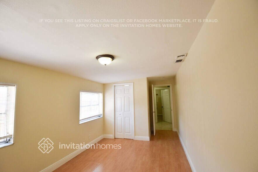 Building Photo - 2751 N 66th Ave