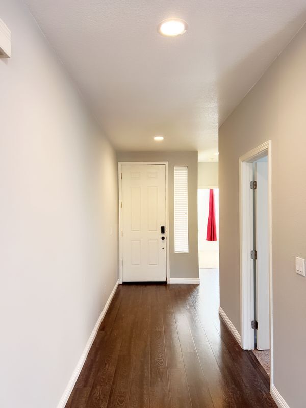 Building Photo - 9359 Ironstone Way