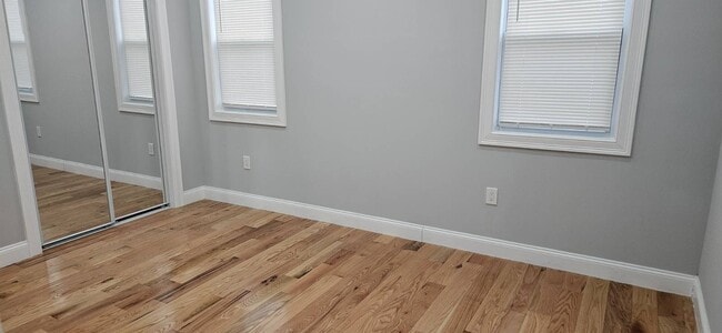 Building Photo - 108-29 171st Pl
