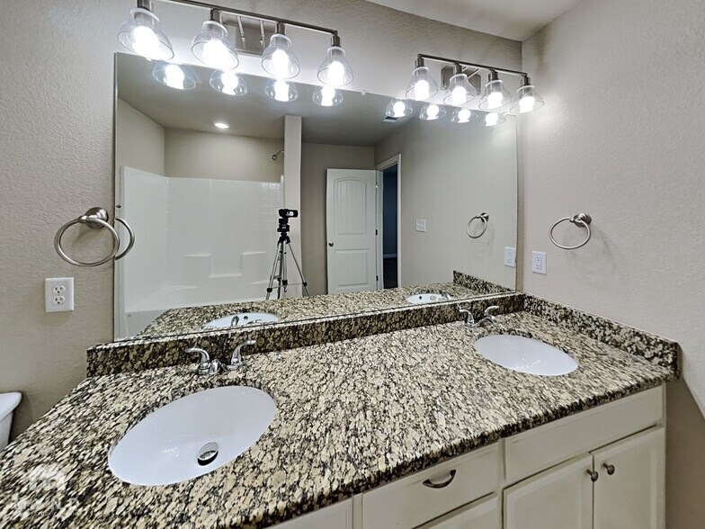 Building Photo - 788 Rolling Terrace Cir