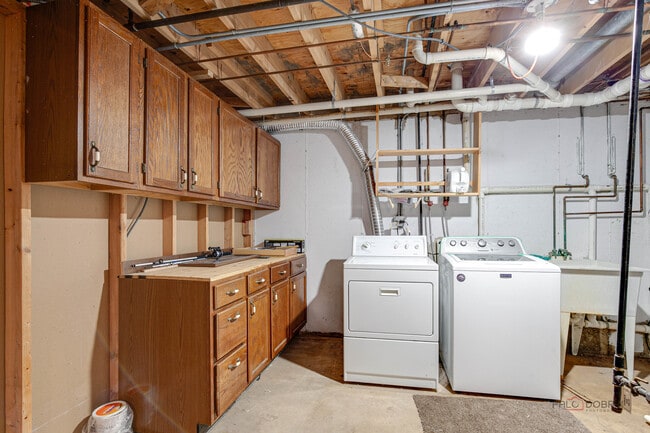 Building Photo - 1613 Pebble Beach Dr