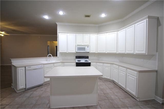 Building Photo - 3714 Sheldon Dr