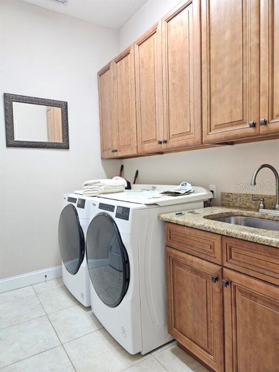 Building Photo - 1507 Carillon Park Dr