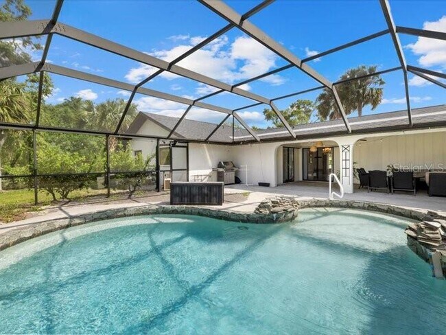 Building Photo - 15650 Prairie Creek Blvd