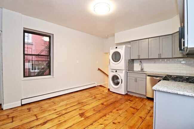Building Photo - 603 Jersey Ave