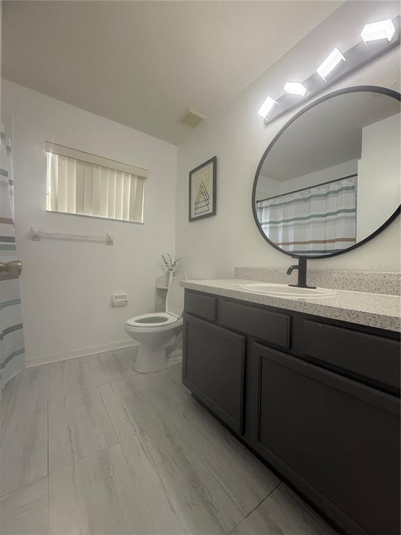 Building Photo - 12605 Midpointe Dr