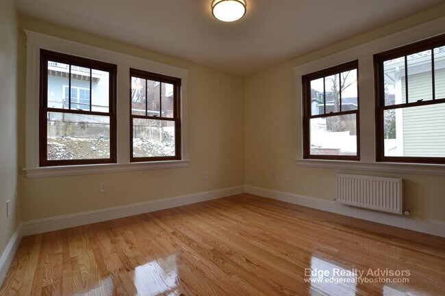 Building Photo - 38 Gerrish St