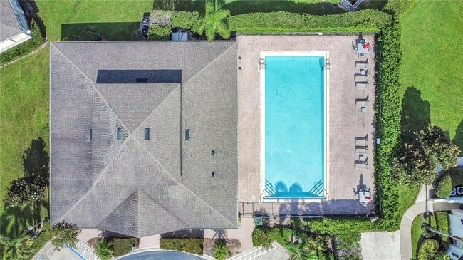 Building Photo - 13540 Fountainbleau Dr