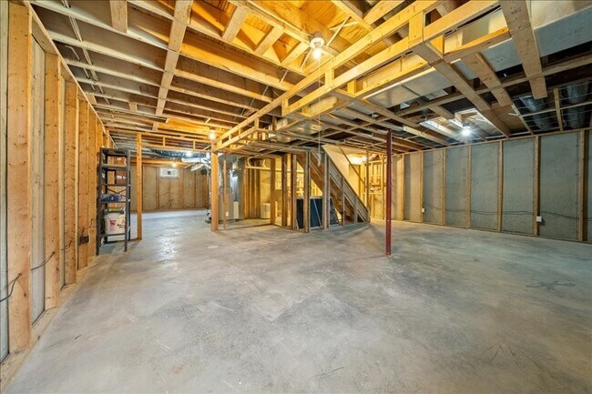 Building Photo - 151 Whitetail Dr