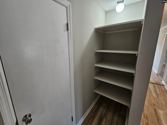Building Photo - 10 Cinda Leigh Ct