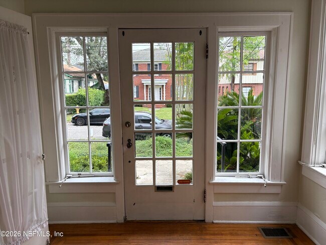 Building Photo - 3681 Hedrick St