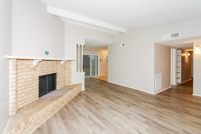 Building Photo - 17319 Northern Star Dr