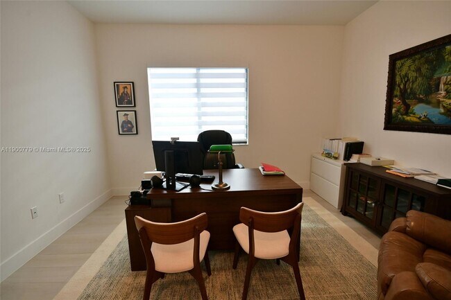 Building Photo - 4221 SW 178th Ave