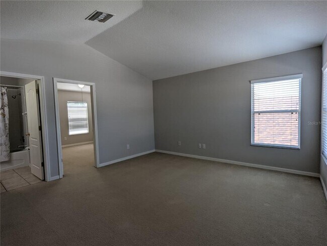 Building Photo - 9818 White Barn Way