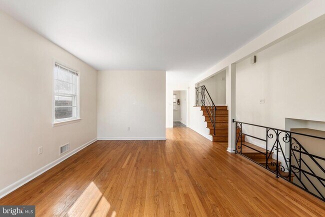 Building Photo - 4208 16th St NW