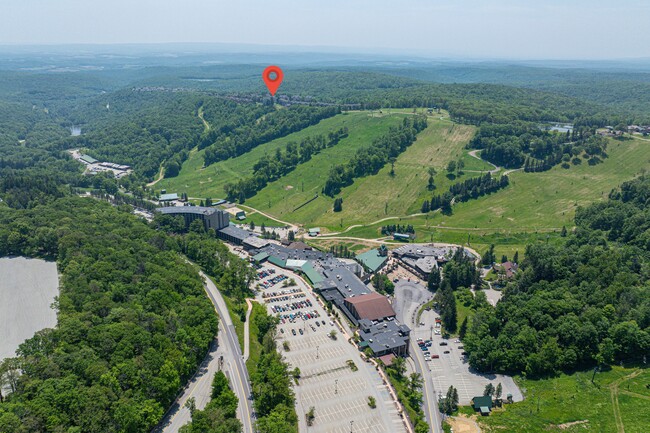 Building Photo - 8120 Stonegate Dr