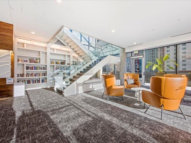 Building Photo - Luxury High Rise Condo Available 7/1/25
