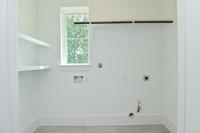 Building Photo - 4317 Koehler St