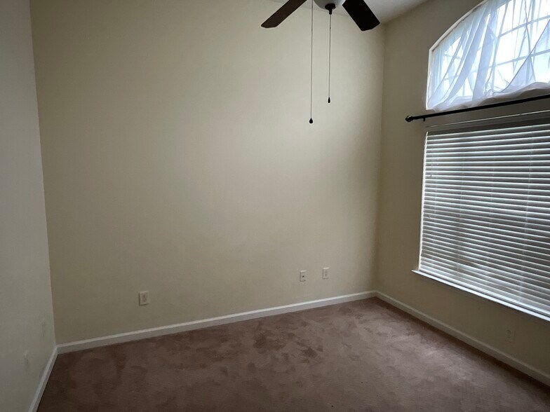 Building Photo - 405 Harbour Reef Dr