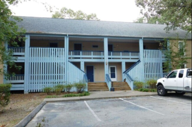 Building Photo - 1605 Harbourside Dr