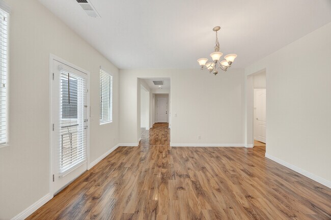 Building Photo - 10324 Bush Mountain Ave