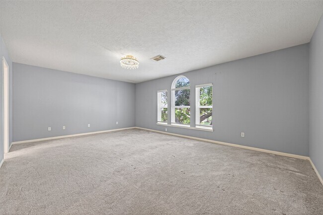 Building Photo - 6710 Creek Village Dr