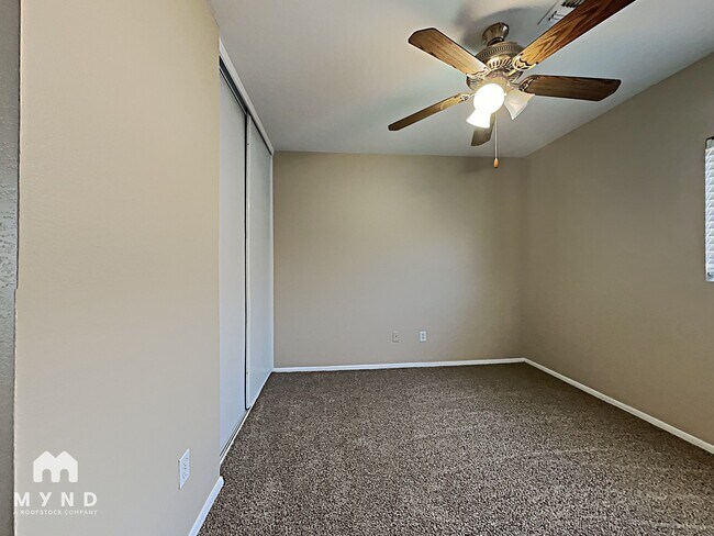 Building Photo - 8128 W Mission Ln