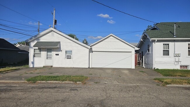 Building Photo - 3406 Van Hook Ave