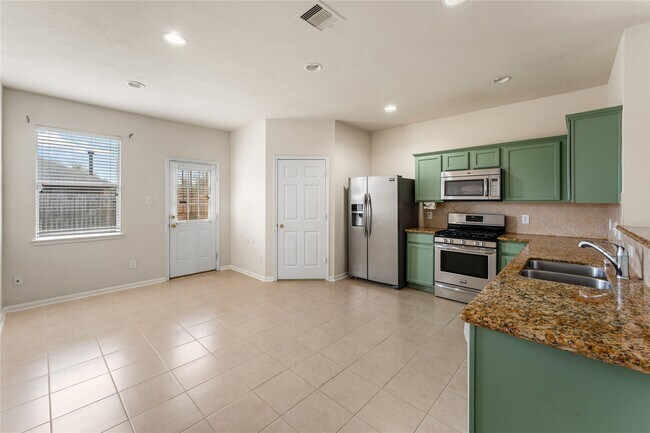 Building Photo - 7431 Sabinal Creek Dr