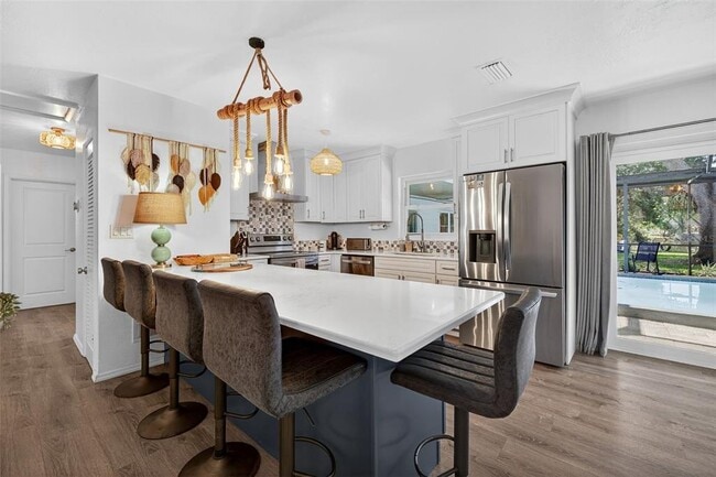 Building Photo - 1760 75th Ave N