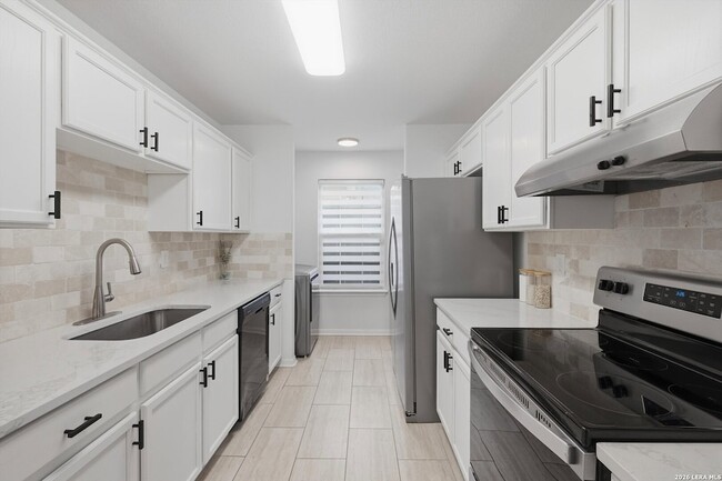 Building Photo - 2829 Wyoming St