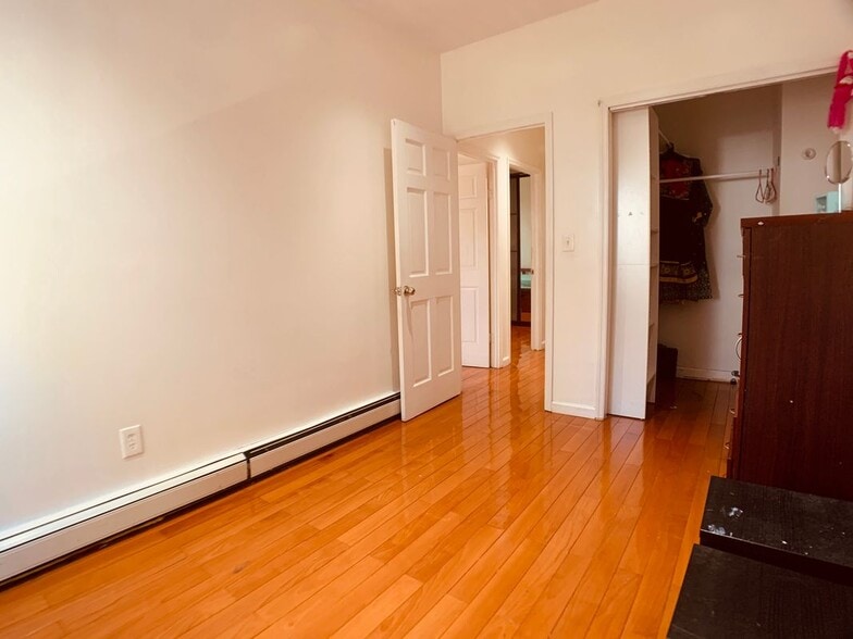 Building Photo - 23-28 28th Street, 1