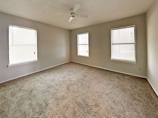 Building Photo - $1000 OFF 1st Month*. No App Fee
