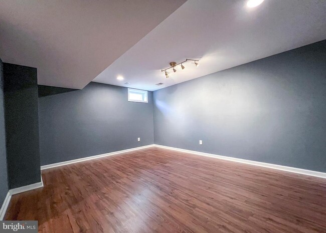 Building Photo - 3909 Beeker Mill Pl