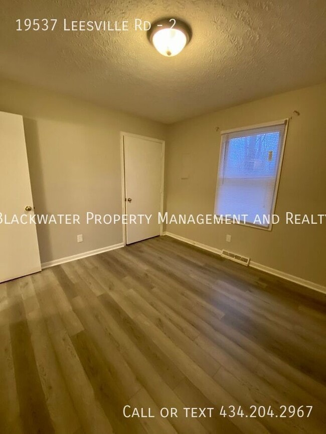 Building Photo - 19537 Leesville Rd