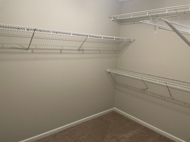 Building Photo - 4 Bedroom Ranch near Fort Bragg