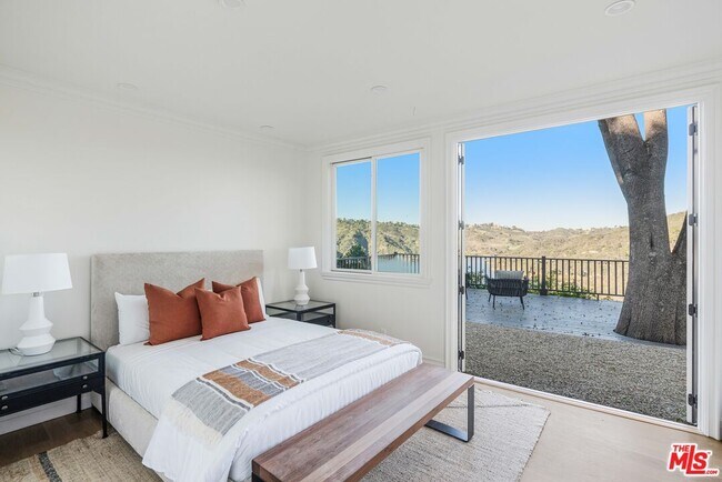 Building Photo - 1900 Bel Air Rd