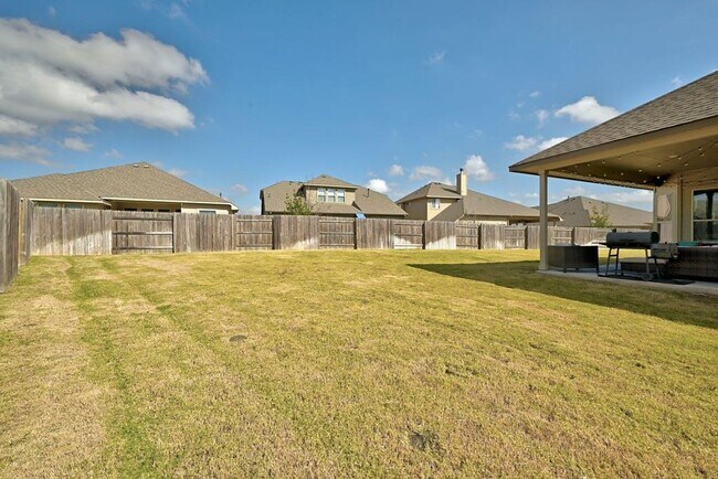 Building Photo - 20009 Wirrall Rd