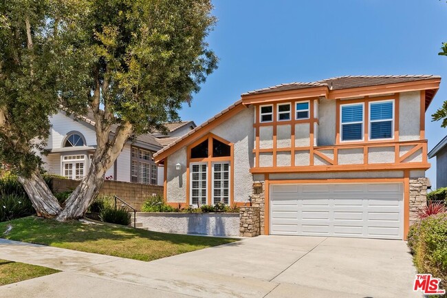 Building Photo - 7557 W 82nd St