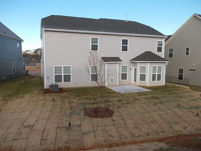 Building Photo - Spacious 4 Bedroom Home in Cox Mill School...