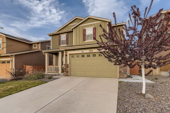 Building Photo - **** SPECIAL OFFER: 1 Month Rent FREE, if lease by July 1st week ****** Beautiful 4 bed, 4 bath h...
