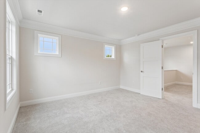 Building Photo - 105 Bracewell Ln