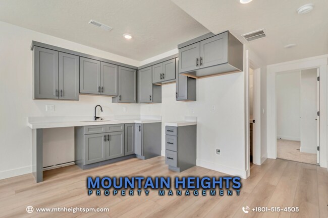 Building Photo - 3727 N 900 W