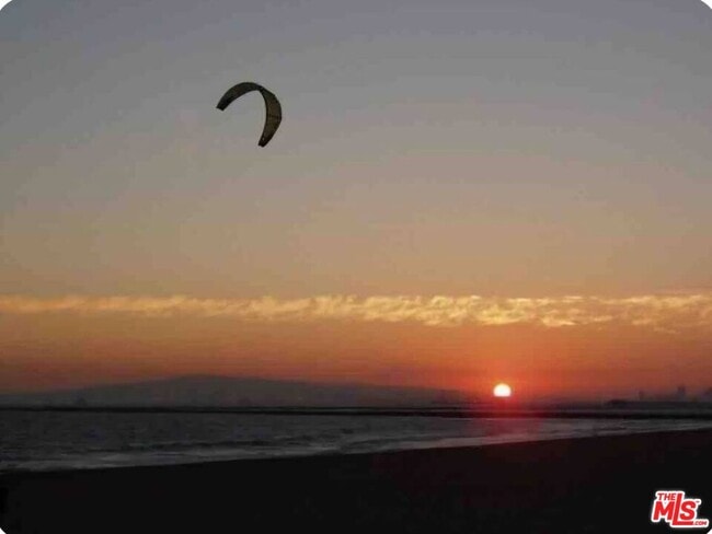 Building Photo - 73 Surfside Ave.