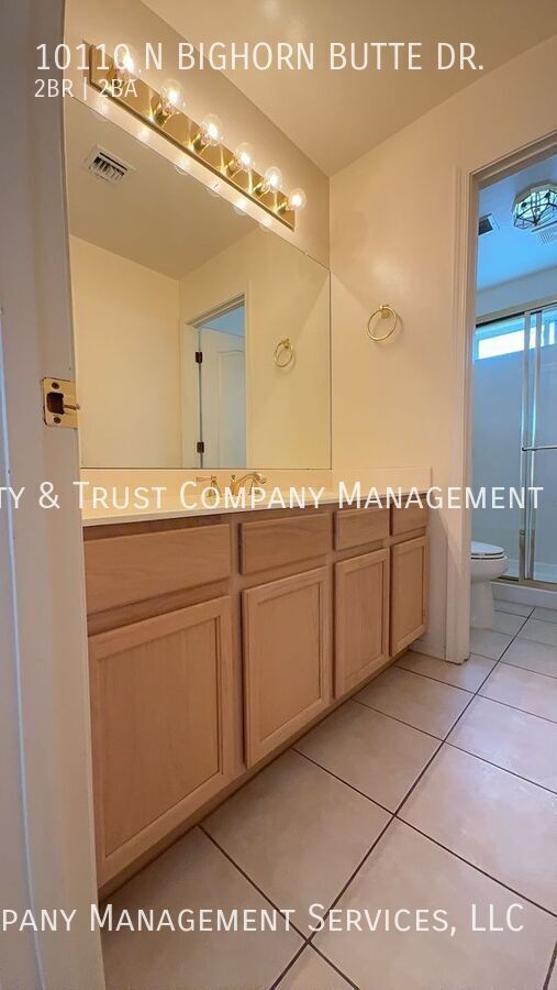 Building Photo - 10110 N Bighorn Butte Dr