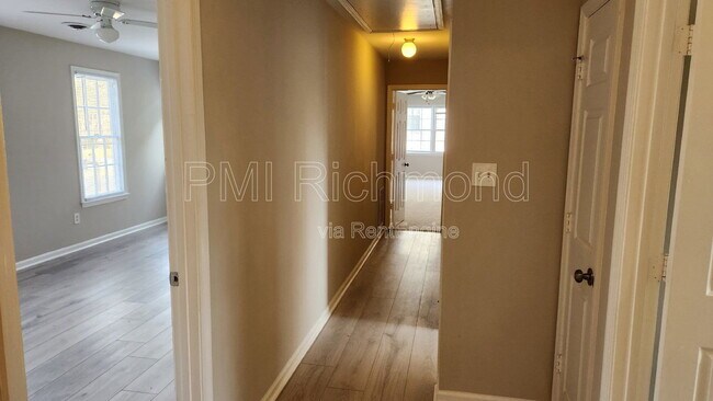 Building Photo - 4606 Wind Pl