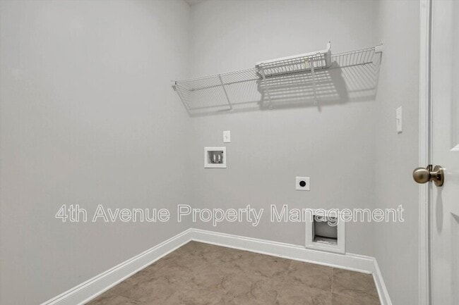 Building Photo - 3267 Over Hill Ct