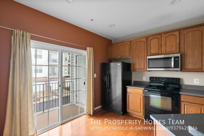 Building Photo - 5569 Lanier Ave