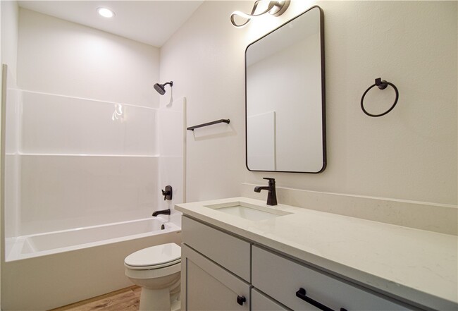 Building Photo - 13734 Canal St