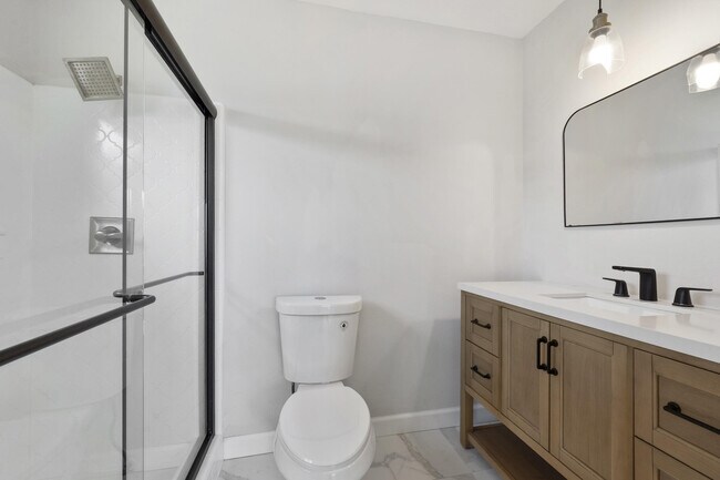 Building Photo - 4003 S Indian River Dr